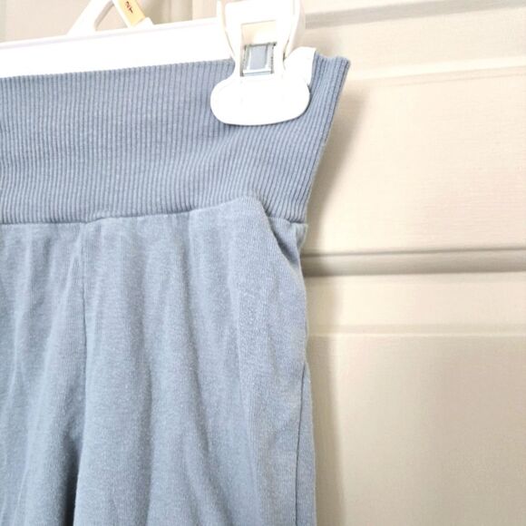 3/$15 Carters Little Planet Pants 18 M - Picture 3 of 4